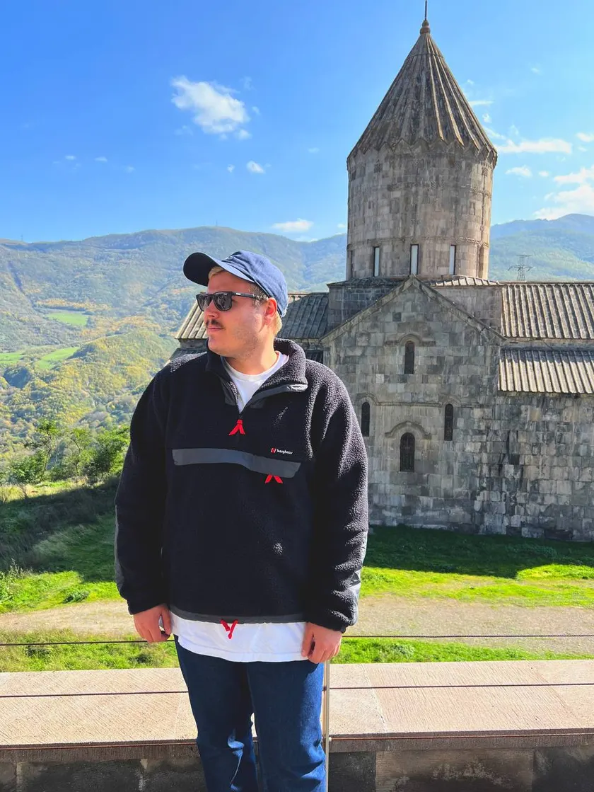 Сергей у Татевского монастыря
